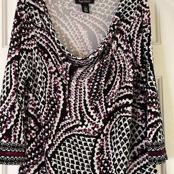 WHBM Tunic- Size M - Great with jeans or leggings! - Picture 4 of 5
